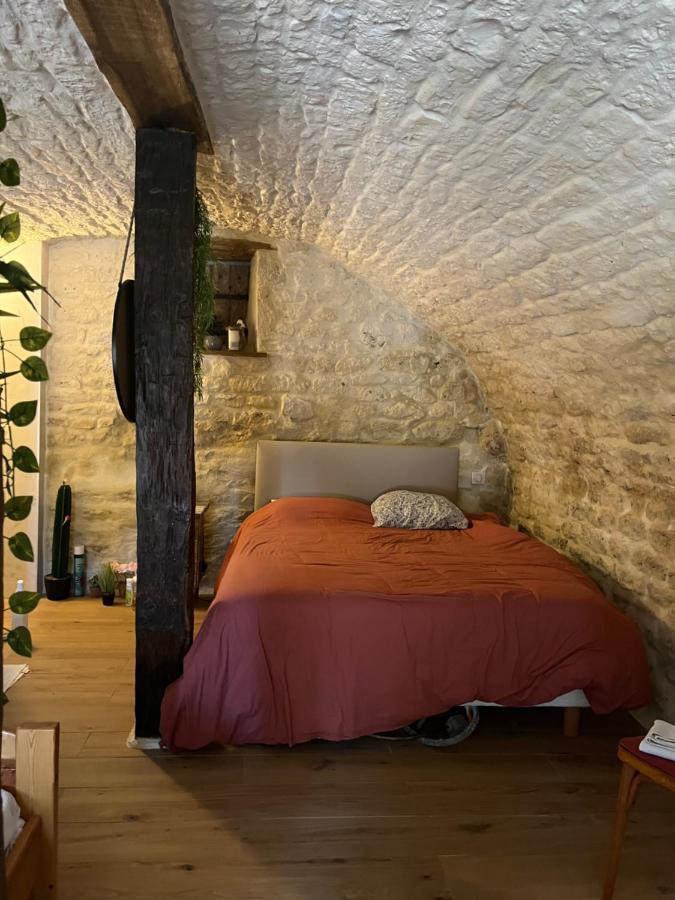 Ferienwohnung Voute Des Anges Type Loft Sans Cloison Castelnau-Montratier Exterior foto