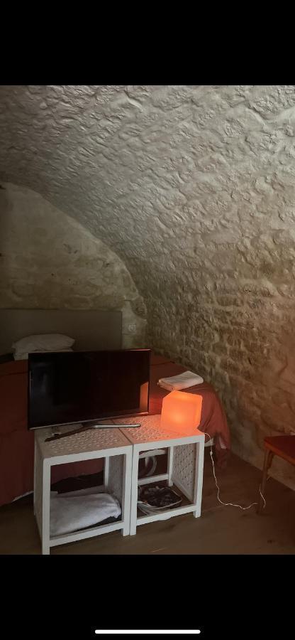 Ferienwohnung Voute Des Anges Type Loft Sans Cloison Castelnau-Montratier Exterior foto